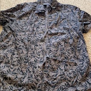 Kenneth Cole Button up shirt